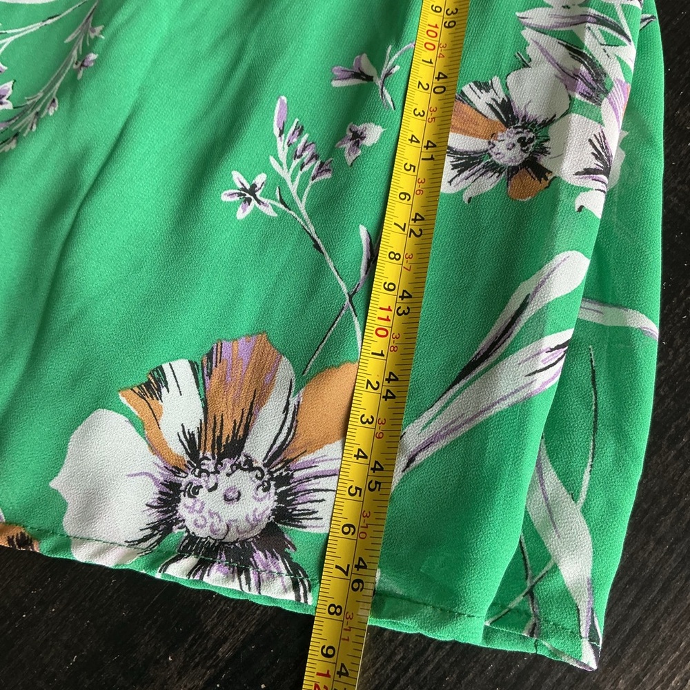Maurices Floral Midi Dress Green Ruffle V-Neck Size M - Picture 7 of 8
